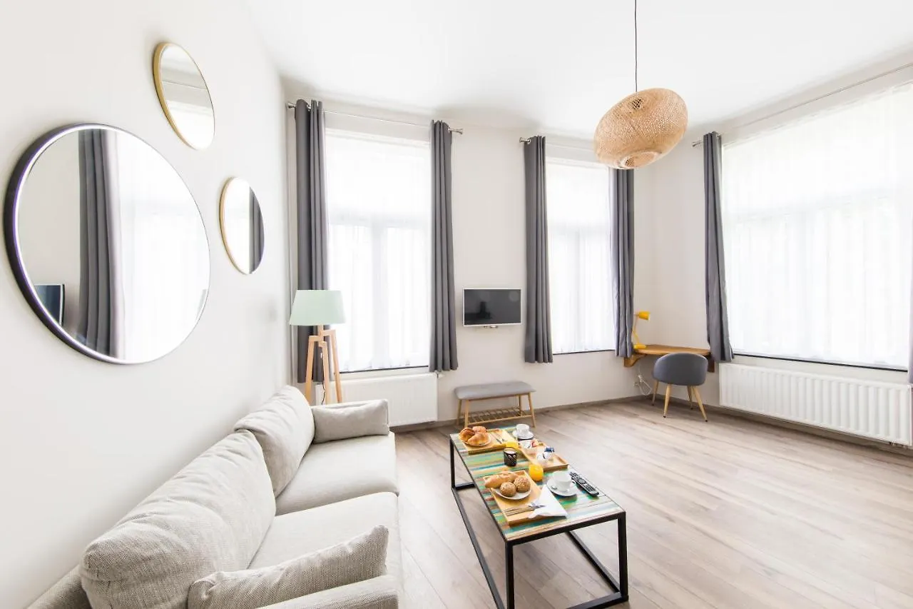 Апарт-отель Urban Suites Brussels Schuman 2